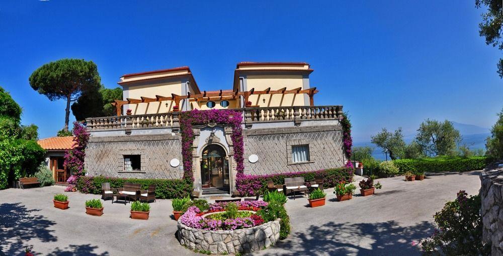 סורנטו Hotel La Badia מראה חיצוני תמונה